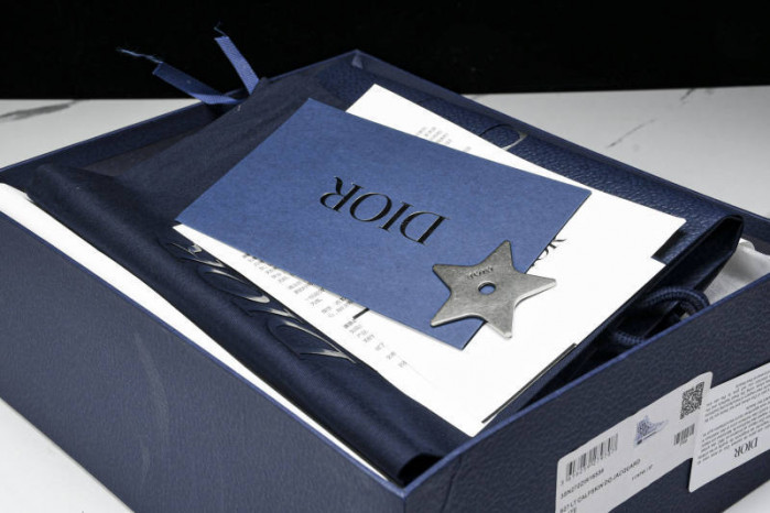 DR HOMME KAWS HIP-TOP DRHT-033