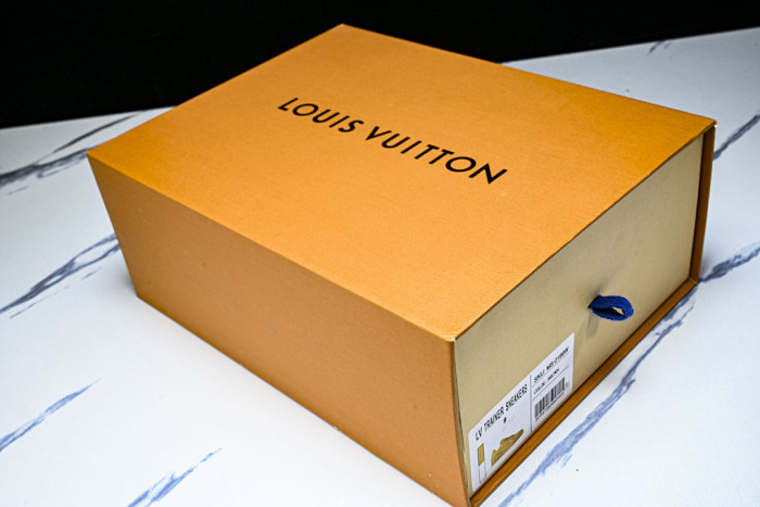 LVT SNEAKERS LVSRS-0123