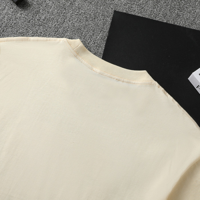 G*UCCI CLOTHES GICS-013