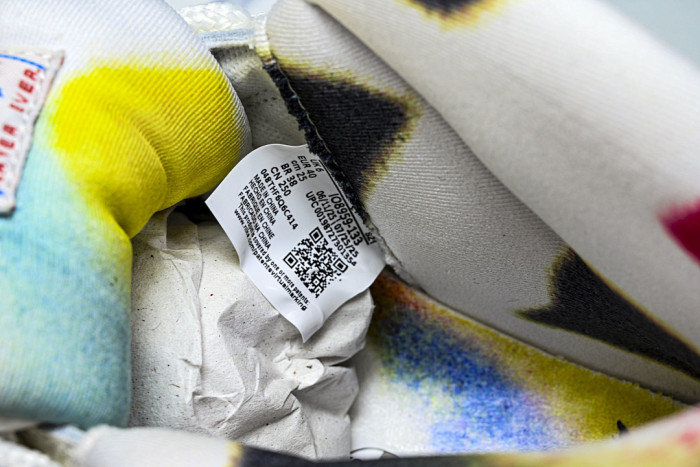 Air Jordan 11 Retro “285” IO8959-133