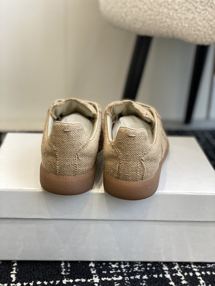 Ma*iso*n Mar*giela MAMA-030