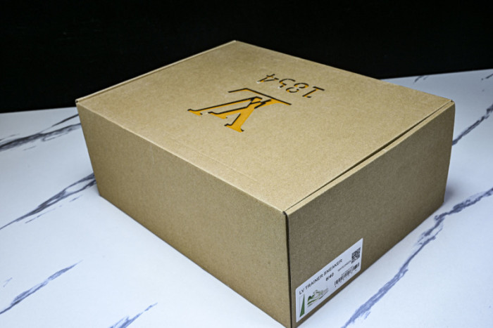 LVT SNEAKERS LVSRS-0084