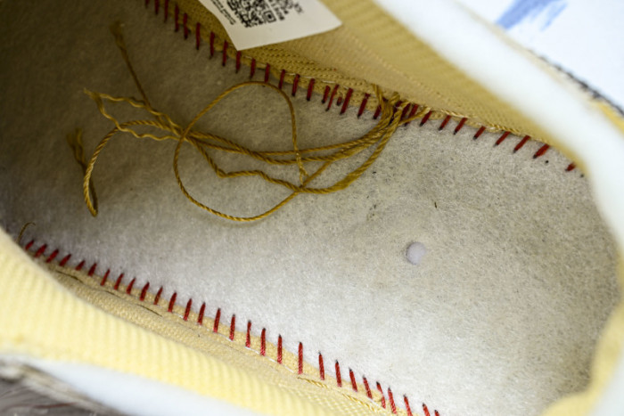 Kobe Bryant x Nike Air Force 1 Low University Gold FD6900-200