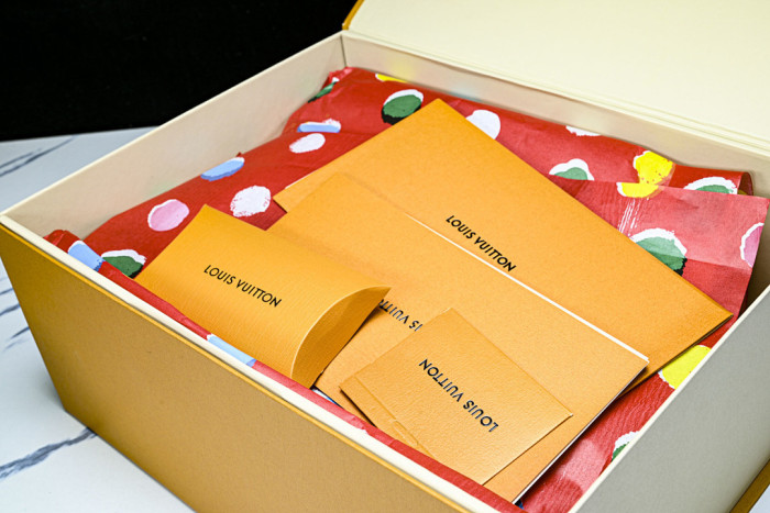 LVT SNEAKERS LVSRS-0100