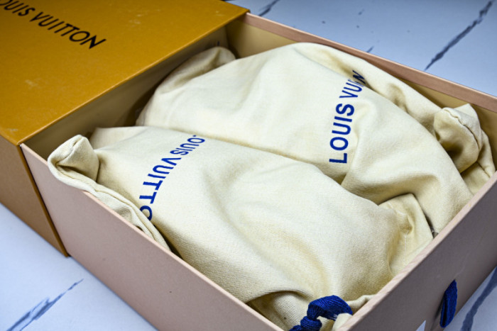 LVT SNEAKERS LVSRS-0077