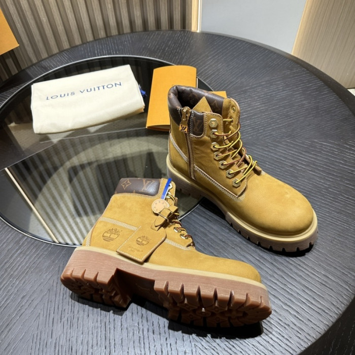 L**V**T* BOOTS LVTBS-045