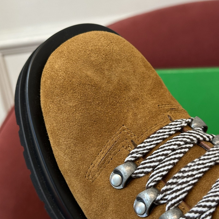 B0tt*ga Ven*ta SNEAKER BVBS-012