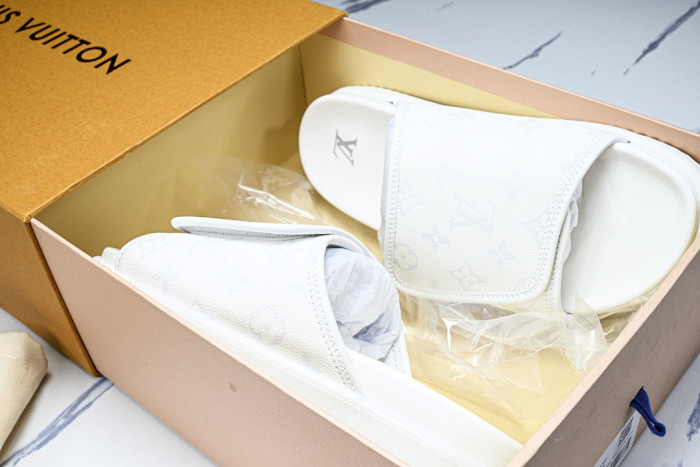 L*VT SANDALS LVLSS-0133