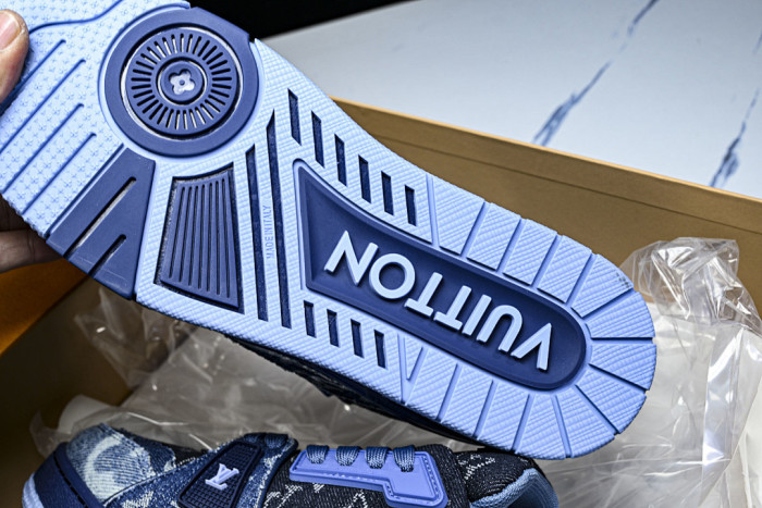 LVT SNEAKERS LVSRS-0110