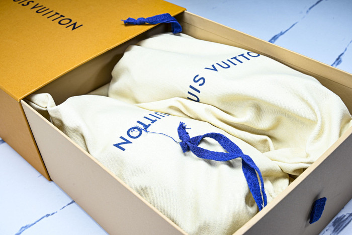 LVT SNEAKERS LVSRS-0110