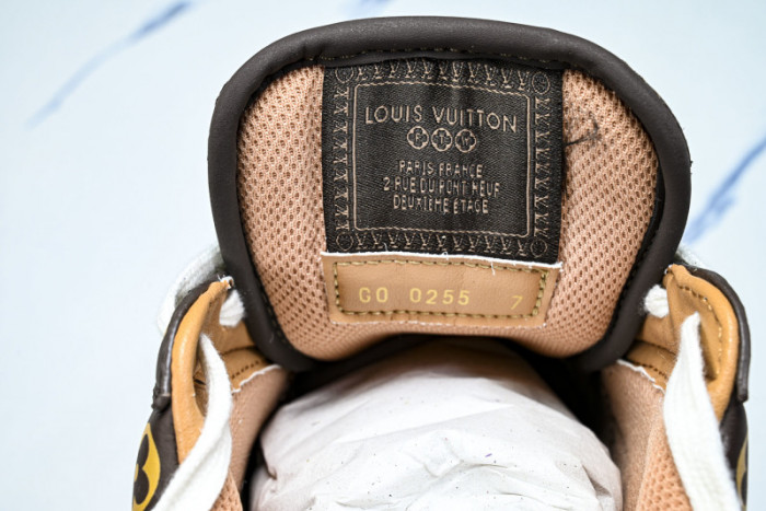 L*VT BUTTERSOFT SHOES LASS-008