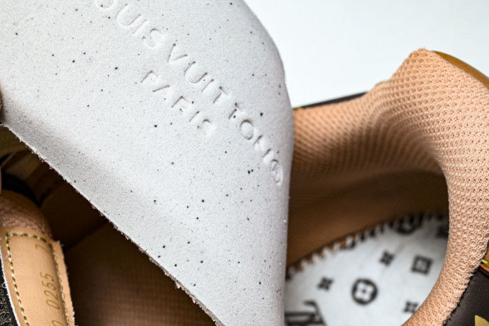 L*VT BUTTERSOFT SHOES LASS-008