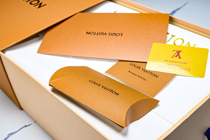 LVT SNEAKERS LVSRS-0107