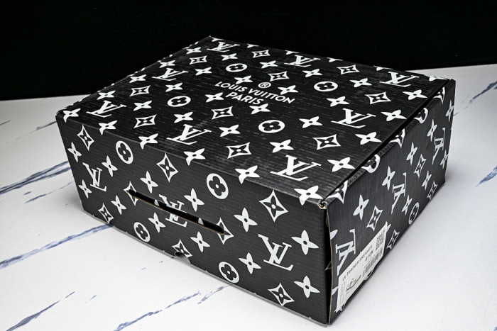 LVT SNEAKERS LVSRS-0107