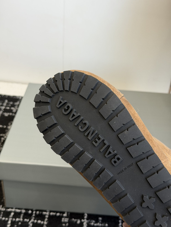 B*ALE*NGA BOOT BSB-052