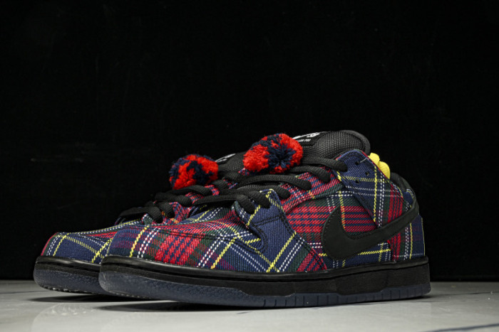 Nike Dunk Low Nardwuar II1493-600