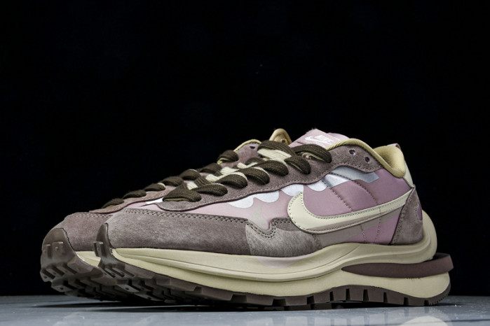 Sacai X VaporWaffle DD1875-301