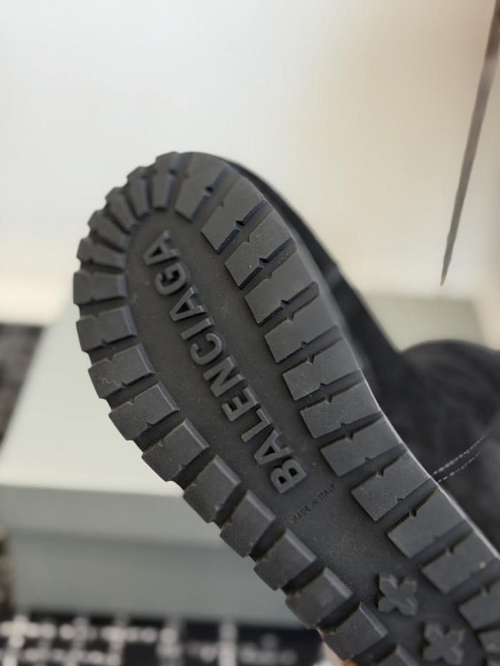 B*ALE*NGA BOOT BSB-051