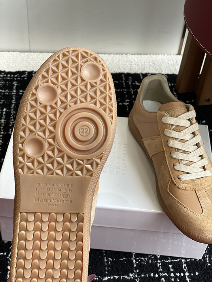 Ma*iso*n Mar*giela MAMA-097