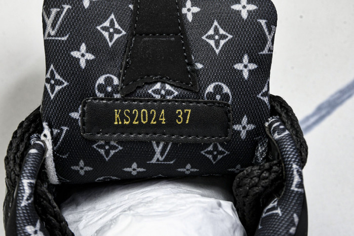 LOU VUIT SKATE LVSK-0022