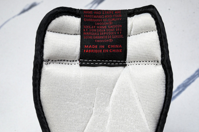 Jordan 1 Retro Bred "Banned" 555088-001