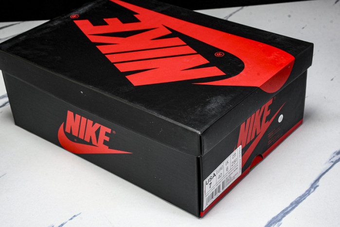 Jordan 1 Retro Bred "Banned" 555088-001