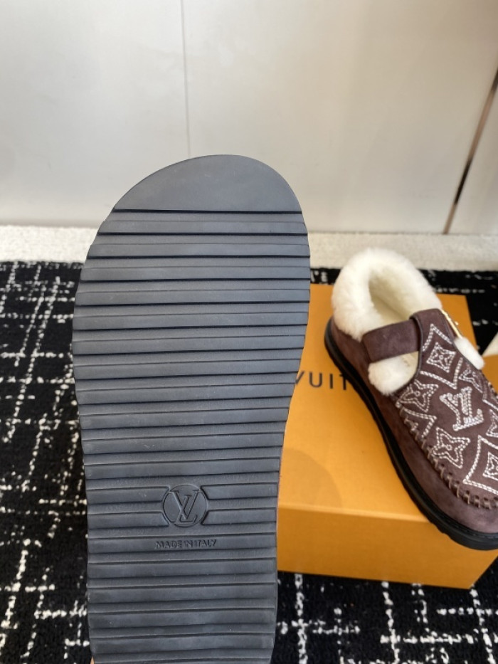 L**V**T* BOOTS LVTBS-049