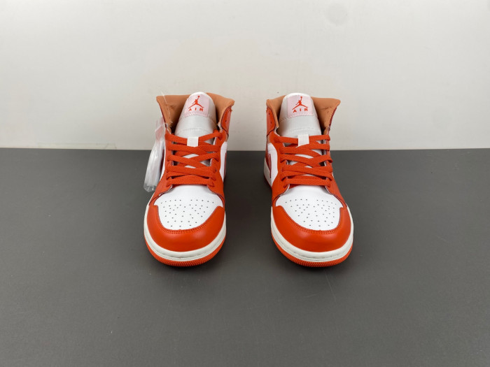 Jordan 1 Mid