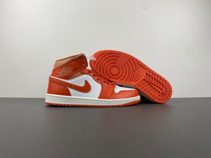 Jordan 1 Mid