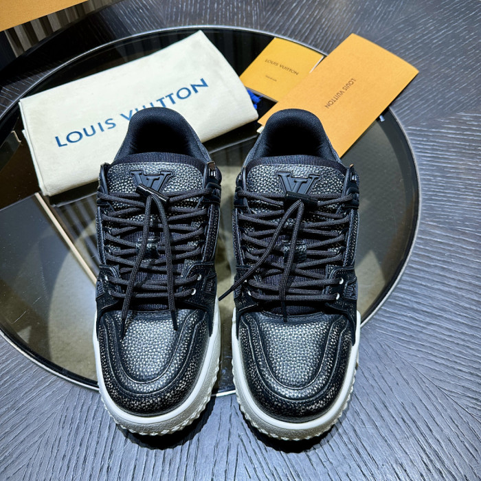 L*VT TRAINER MAXI LVSMS-001