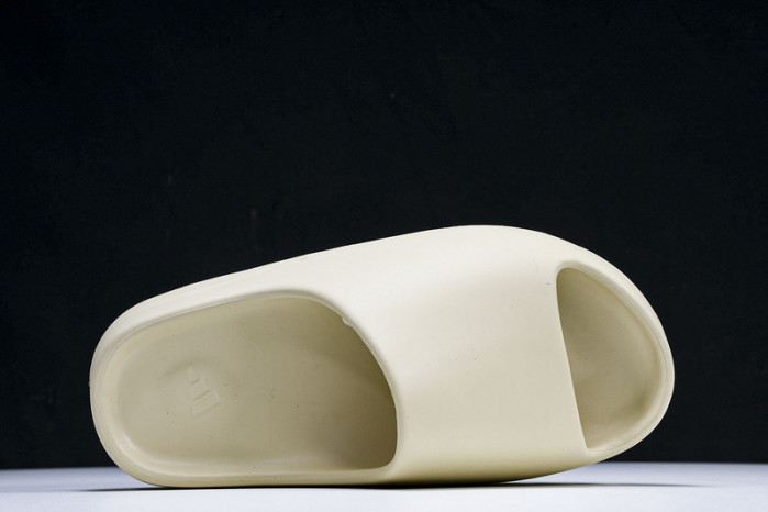 ye**ezy slides
