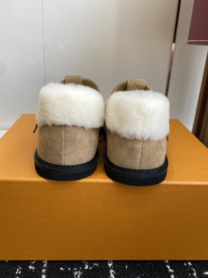 L**V**T* BOOTS LVTBS-047