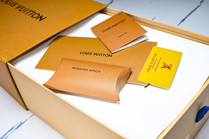 LVT SNEAKERS LVSRS-0114