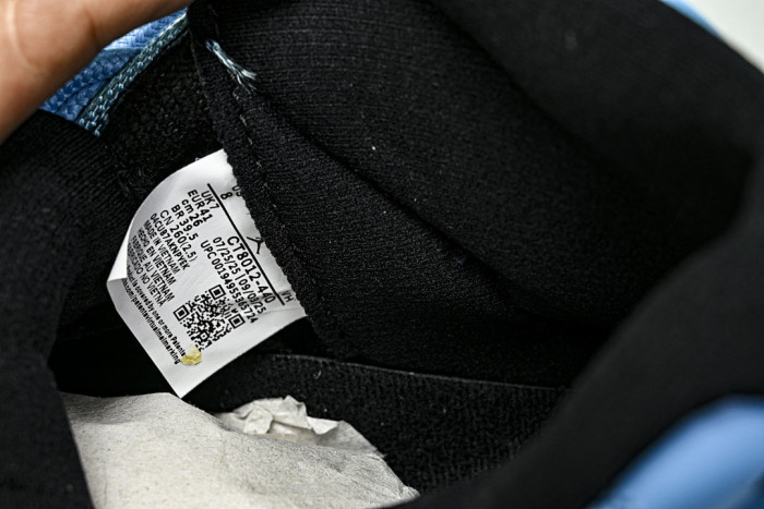 Air Jordan 11 Retro CT8012-440