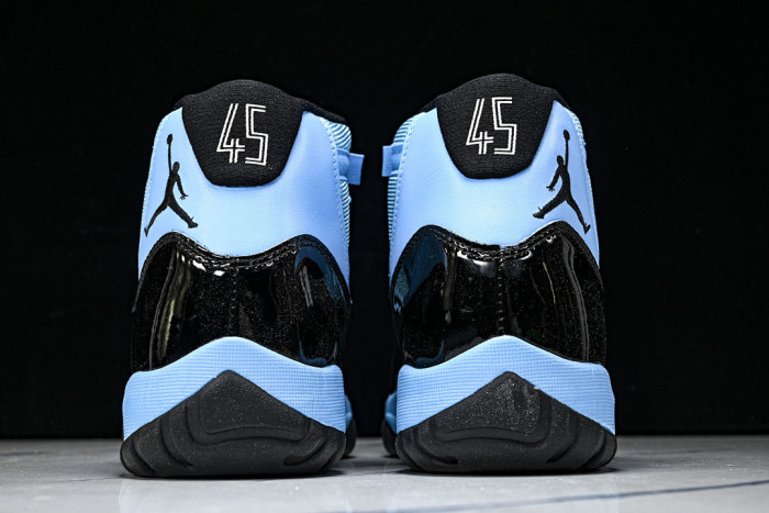 Air Jordan 11 Retro CT8012-440