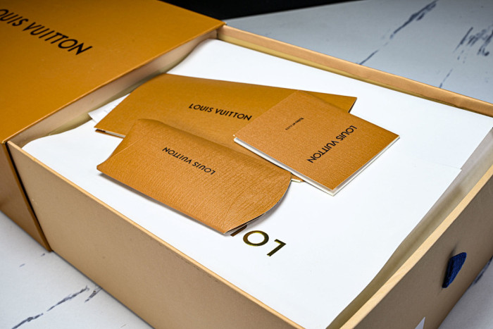 LVT SNEAKERS LVSRS-0091