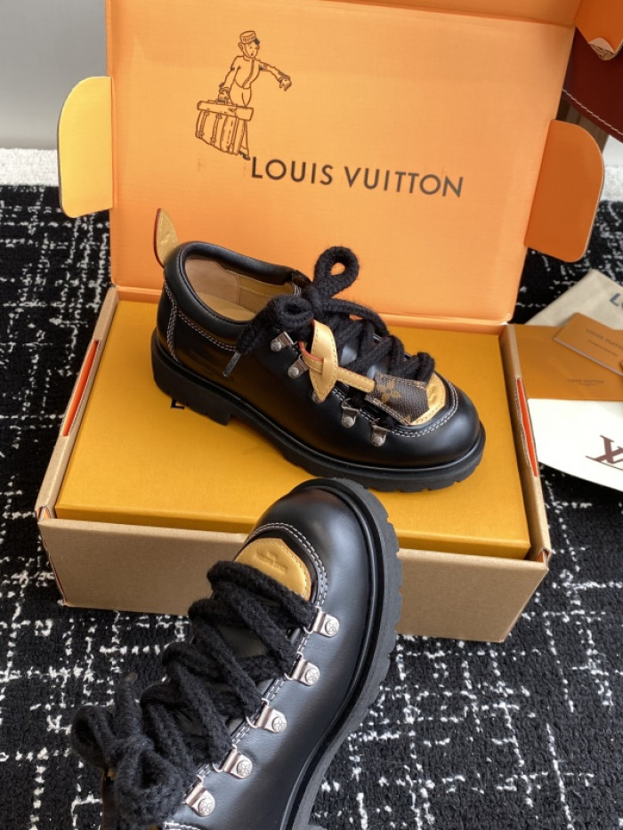 L*VT PLATFORM LOAFERS LPLS-004