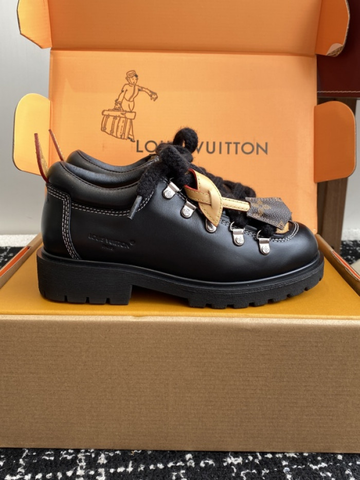 L*VT PLATFORM LOAFERS LPLS-004