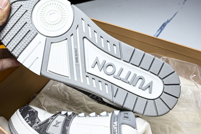 LVT SNEAKERS LVSRS-0104