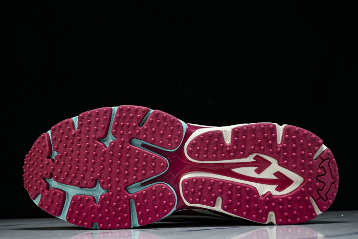 C/O​ SNEAKERS CO-069