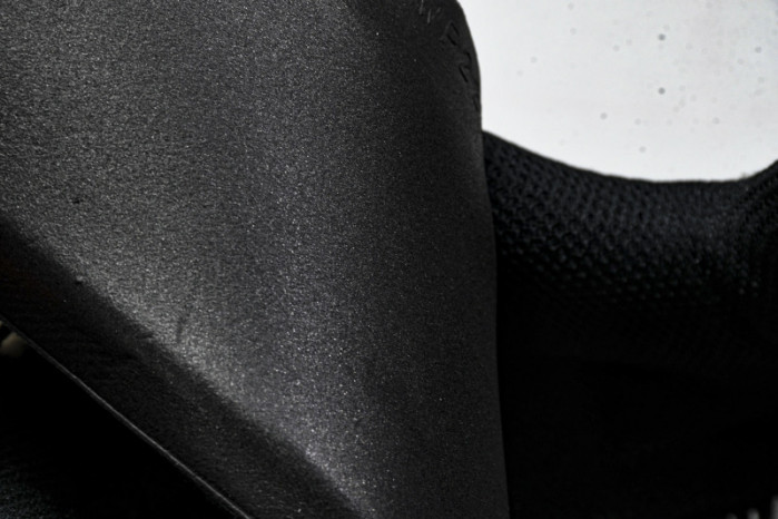 C/O​ SNEAKERS CO-039