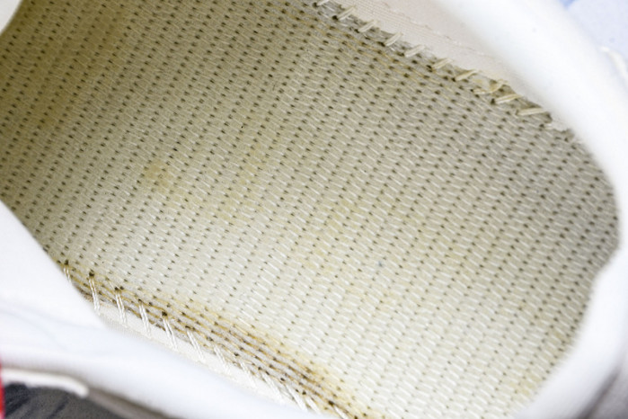 C/O​ SNEAKERS CO-037