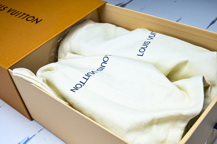 LVT SNEAKERS LVSRS-0118