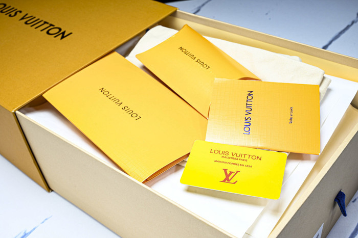 LVT SNEAKERS LVSRS-0151