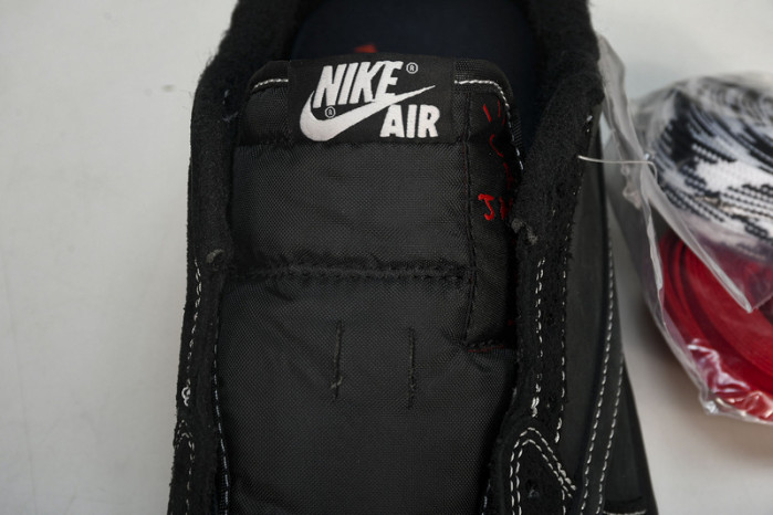 Travis Scott x Air Jordan 1 Low OG “Black/Phantom” DM7866-001
