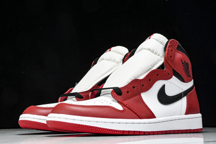 Jordan 1 Retro Chicago 555088-101