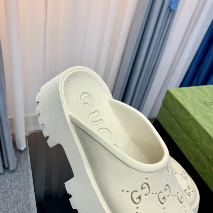 GC SANDALS GC-sy-027