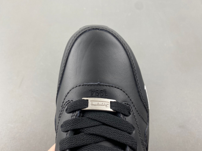 Supreme x Nike Air Max 1 