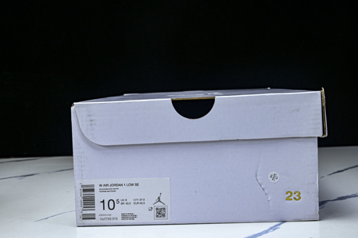 Air Jordan 1 Low HJ7743-010