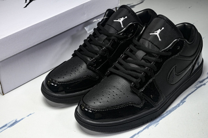 Air Jordan 1 Low HJ7743-010